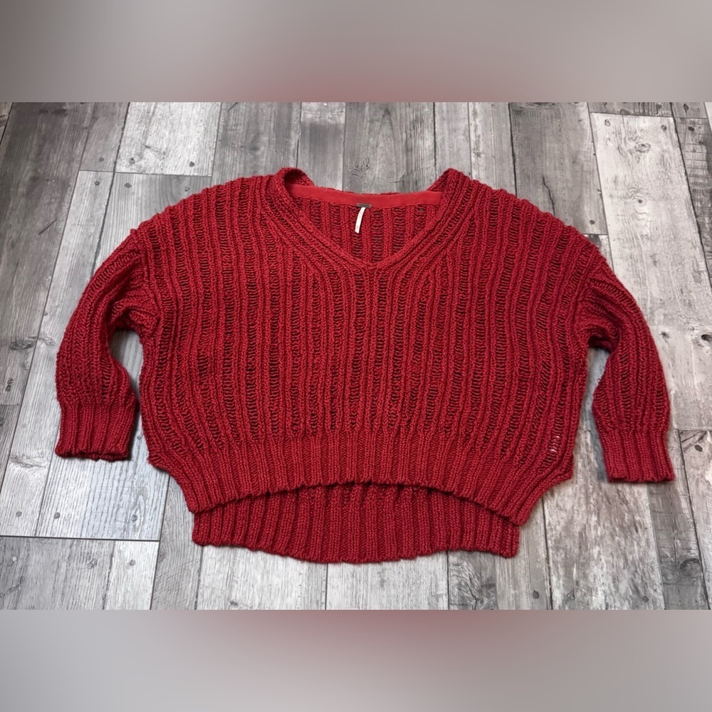 Free People Red Burgundy Wine Oversized Slouchy Chunky Crop V-Neck Sweater XS/S